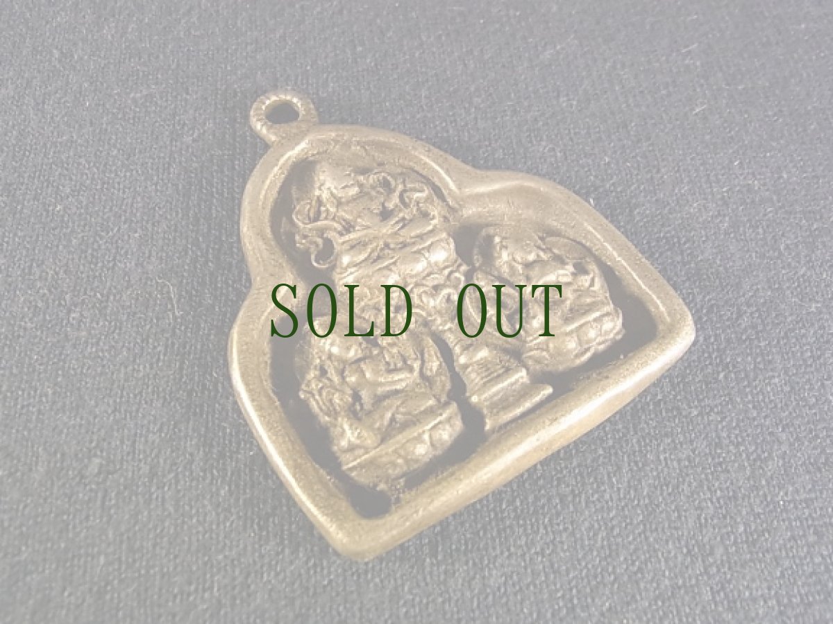 画像3: チベットのお守り(Thogchags) 阿弥陀三尊 (3)