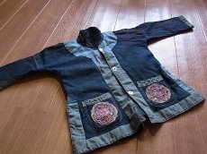 画像1: 貴州苗族(ミャオ)　泥藍・刺繍　子供用　綿ジャケット (1)