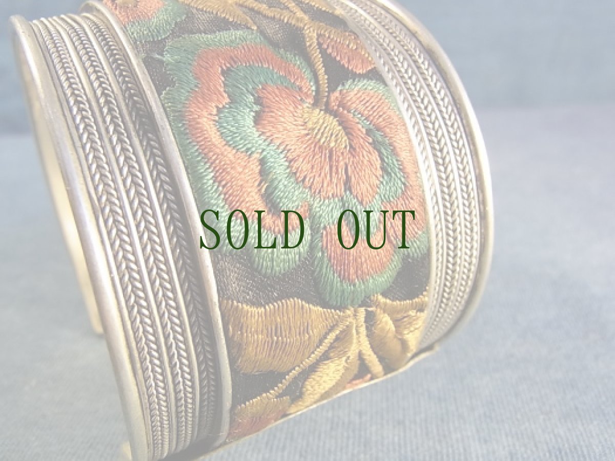 画像3: 貴州ミャオ族の刺繍バングル(ミャオ銀) (3)