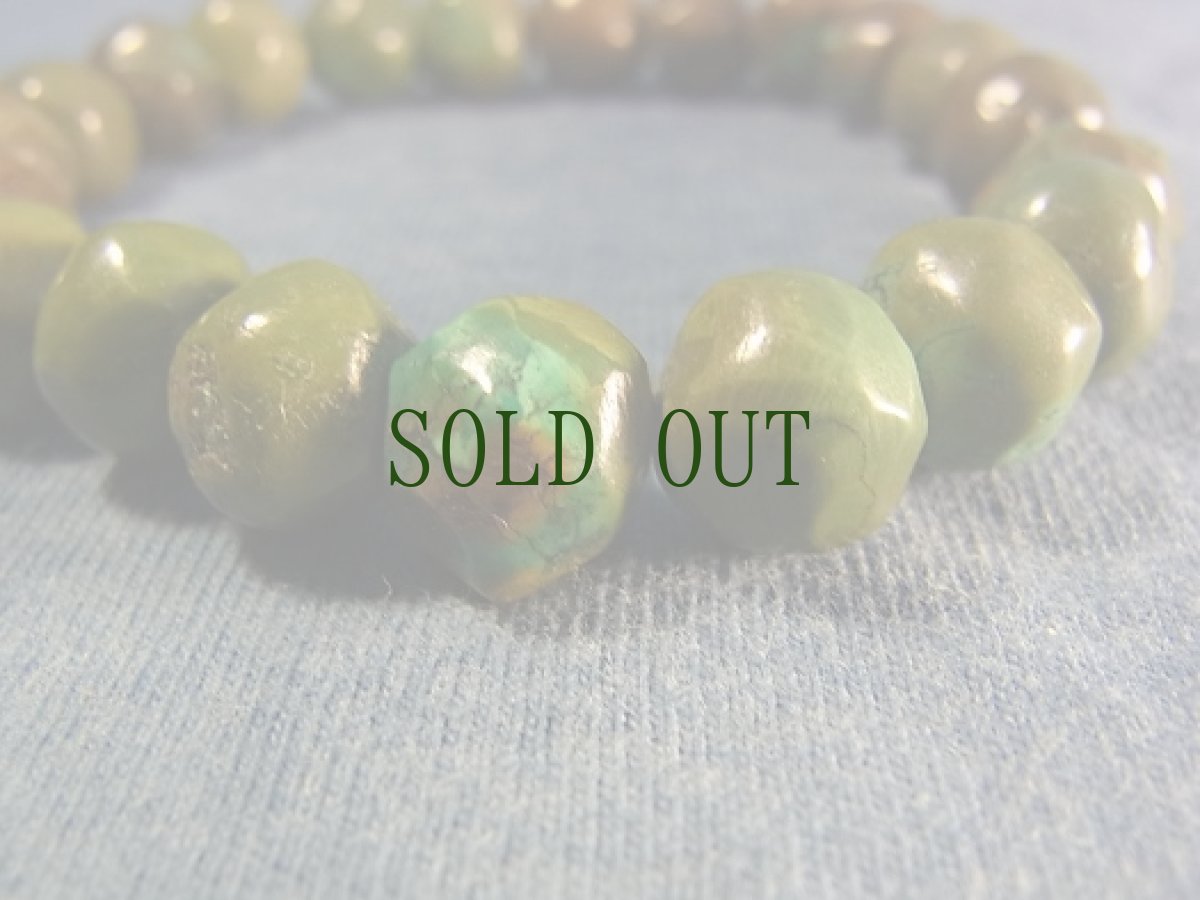 画像4: チベタンターコイズ（天然トルコ石）のブレスレット (4)