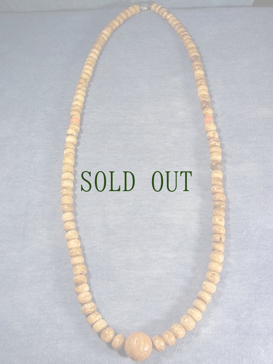 画像2: チベット・ヤクの骨の数珠玉と鳳眼菩提樹のネックレス  (2)