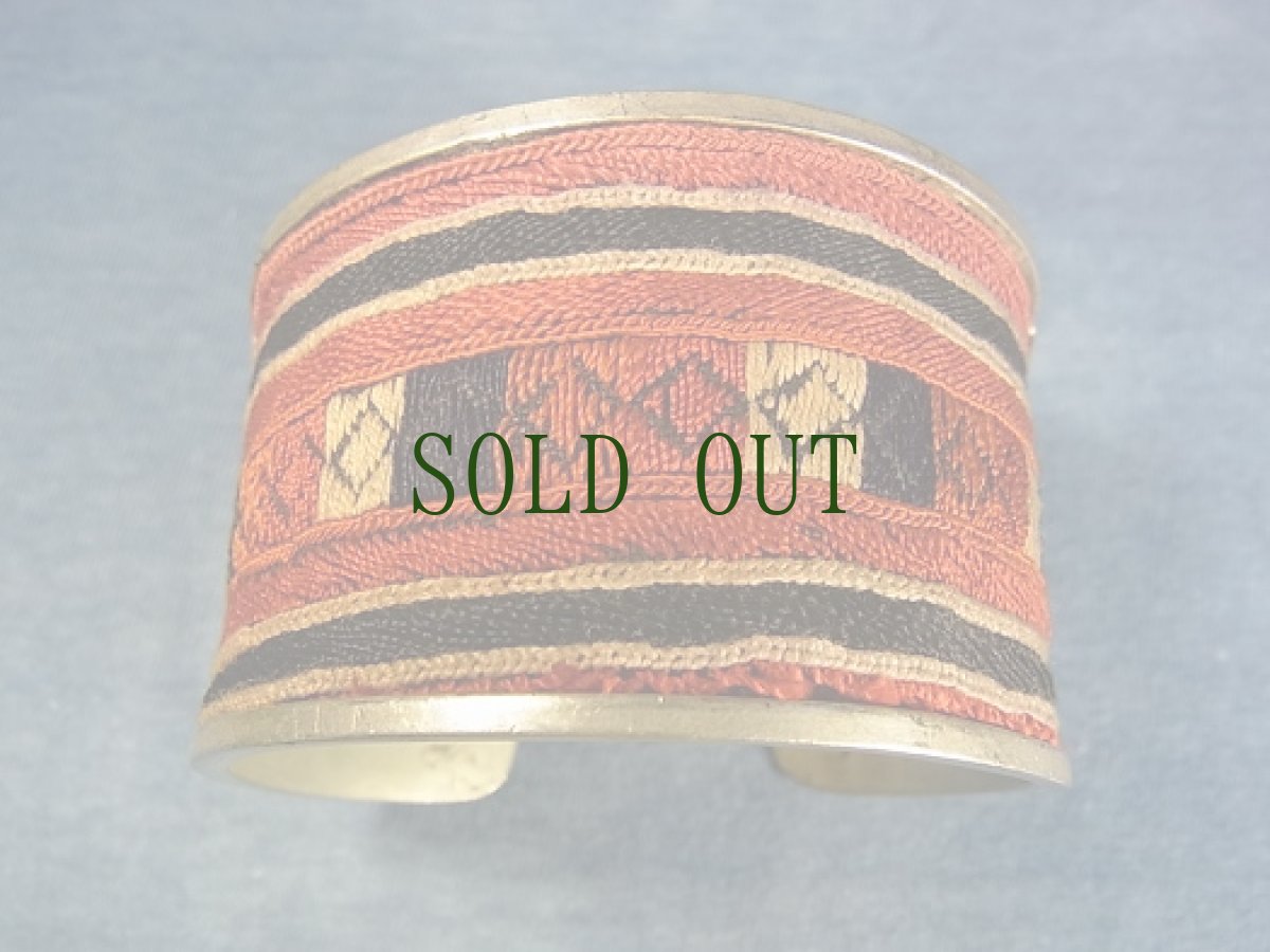 画像3: 貴州省ミャオ族の古刺繍バングル(ミャオ銀) (3)