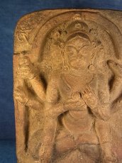 画像2: 仏頂尊勝母（ナムギェルマ）のツァツァ仏　(チベットの磚仏)　アンティーク (2)