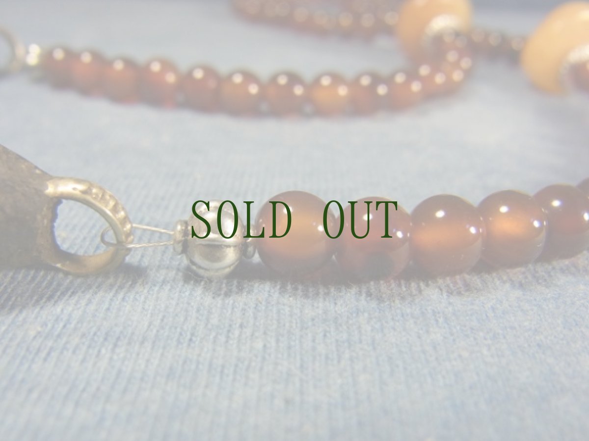 画像5: シャンカのパーツ(チベット法螺貝)とチベットアンデシン(血珠)のオリジナルネックレス　 (5)