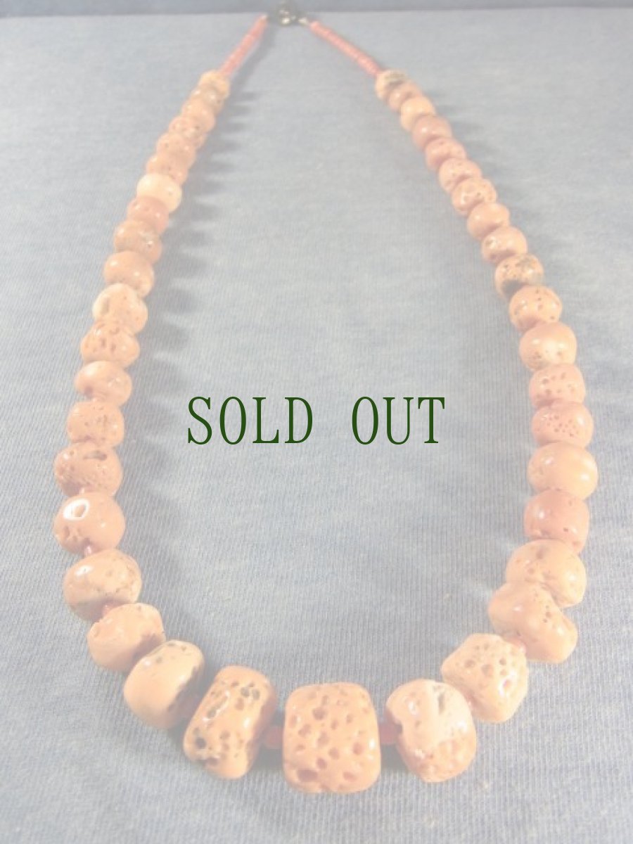 画像2: アンティーク・チベタンコーラル(山珊瑚)のネックレス (2)