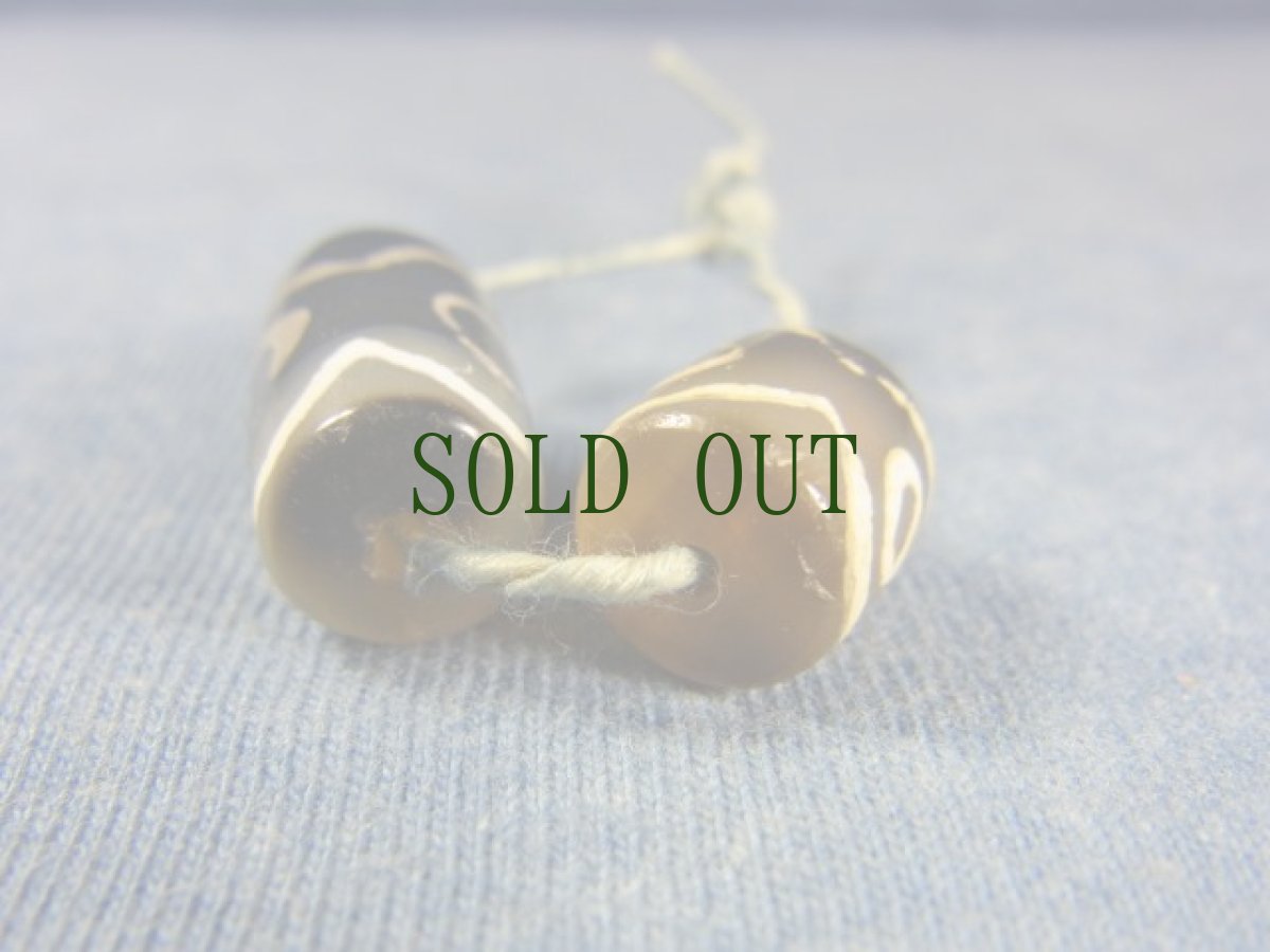 画像5: 中世エッジドアゲートビーズ　(三眼・腐食ビーズ)　2点 (5)