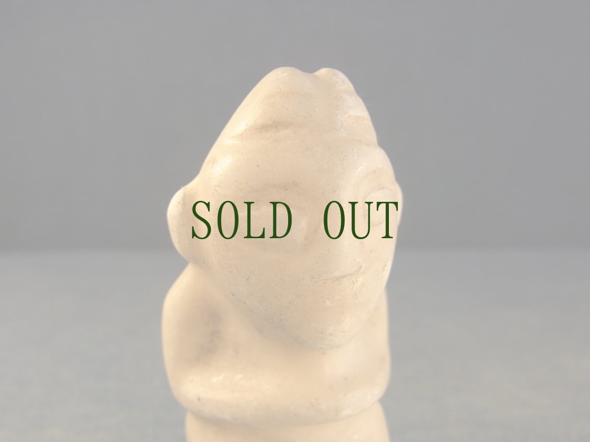 画像3: 北方系遊牧騎馬民族　和田鶏骨白玉製の祖神　(内蒙古・契丹　遼)　根付・装身具 (3)