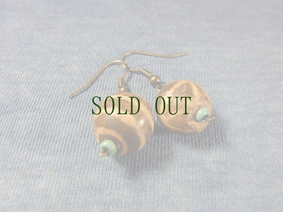 画像3: ミゾラムのパムテック（アンティーク）とナガランドビーズ(とんぼ玉)のオリジナルピアス (3)