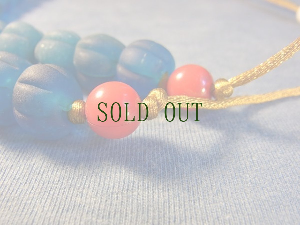 画像9: トルコ石のチベット銀製ガウと蜜柑玉（瑠璃玉・アイヌ玉）の首飾り (9)