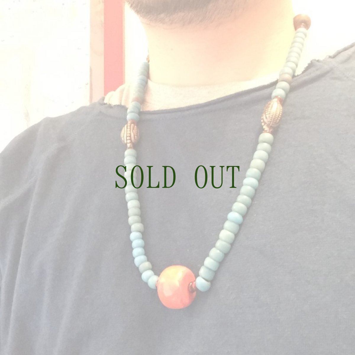 画像11: 和蘭玉(アイヌ玉・浅葱色)とチベットコーラル(天然圧縮珊瑚)、伽羅沈香のオリジナル首飾り (11)