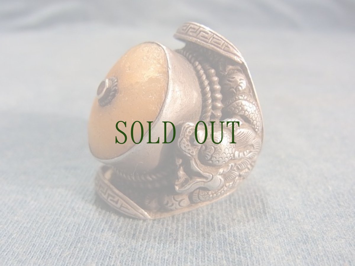 画像3: チベタン・オールドアンバーの銀製リング（tibetan old amber silver ring） (3)
