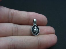 画像4: シャンカ（法螺貝）　チベット数珠用マーカーパーツ　チベット銀（白銅）製 (4)