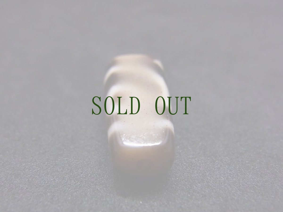 画像4: ジービーズ（Ancient dzi mig sum pa used for drawing thangka ）　老三眼朱砂天珠（タンカ使用） (4)