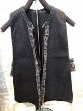 画像1: 雲南省　元陽　哈尼族(ハニ族)　麻・藍染・刺繍ベスト　民族衣装　（アンティーク） (1)
