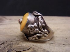 画像3: チベタン・オールドアンバーの銀製リング（tibetan old amber silver ring） (3)
