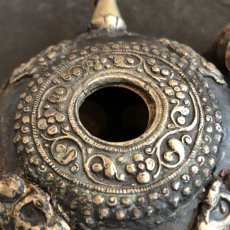 画像6: チベットの鼻煙壷（嗅ぎ煙草入れ・チベット銀・銅・革製）　アンティーク (6)