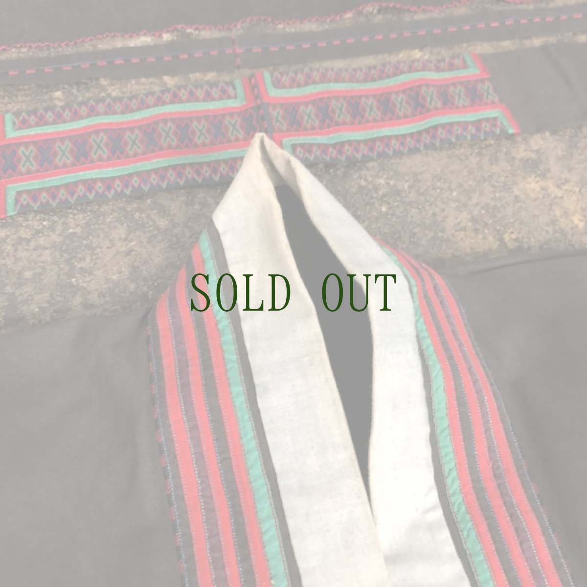 画像4: 貴州　安清式苗族(ミャオ族)　（藍染ジャケット・頭巾一式）ヴィンテージ (4)