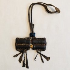 画像1: チベットの装身具(裁縫具・カヒィン/tibetan old sawing case）　アンティーク (1)