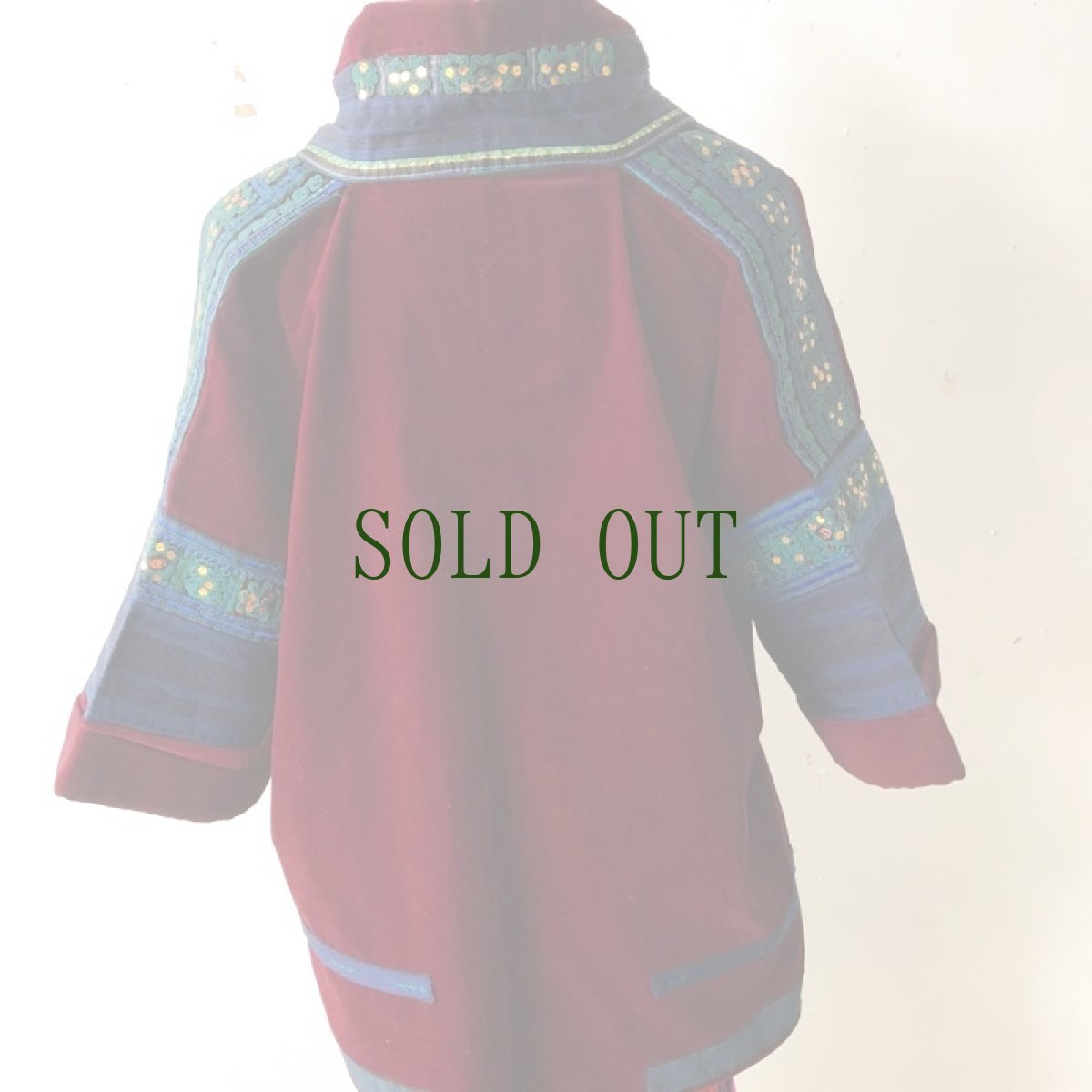 画像2: 貴州省　 台江革一苗族（ge yi miao）　木綿　別珍・刺繍ジャケット　（ヴィンテージ） (2)