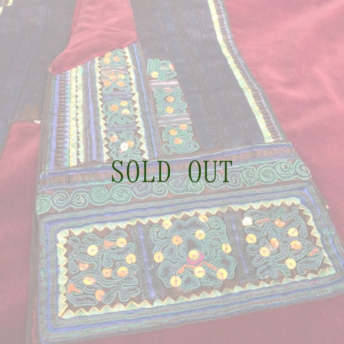 画像6: 貴州省　 台江革一苗族（ge yi miao）　木綿　別珍・刺繍ジャケット　（ヴィンテージ） (6)