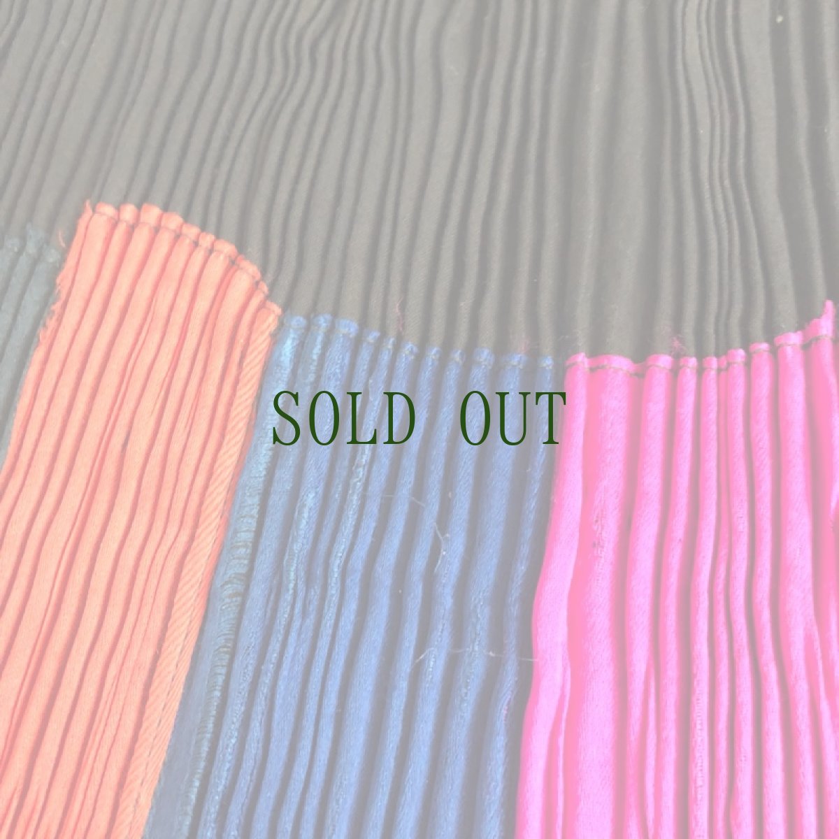 画像4: 貴州省  台江革一苗族(ge yi miao) プリーツ巻スカート (ヴィンテージ) (4)