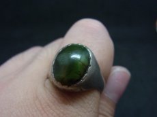 画像8: アンティークターコイズ（yu）の銀製リング　（old tibetan turquoise with silver ring） (8)