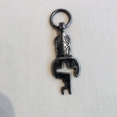 画像1: チベットの鍵　（Tibetan old padlock key）　アンティーク (1)
