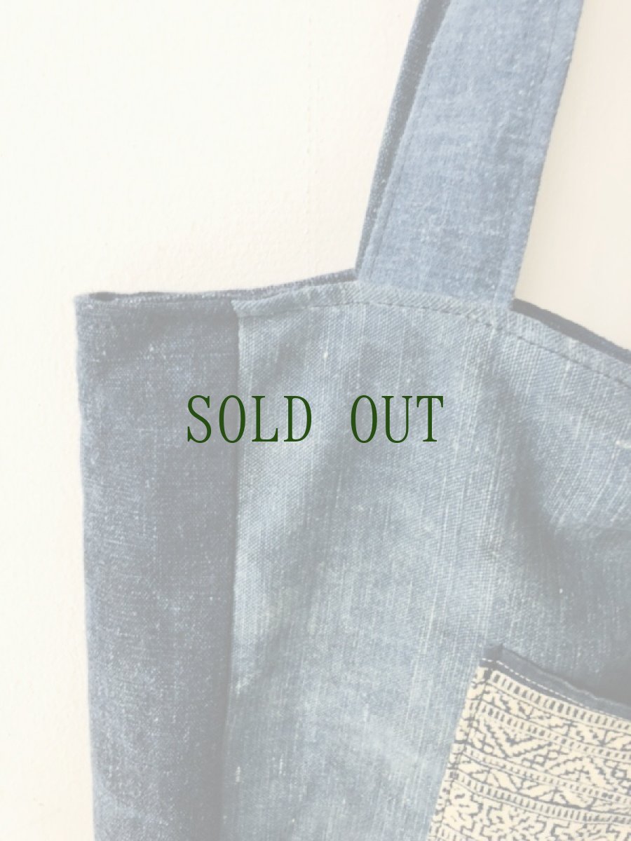 画像4: 貴州省ミャオ族　本藍染　木綿　トートバッグ (4)