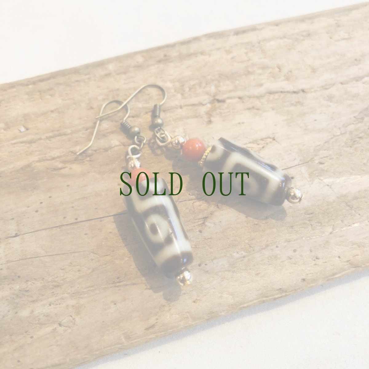 画像4: チベット九眼天珠（9アイジー）のピアス (4)