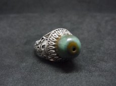 画像1: アンティークターコイズ（yu）のチベット銀製リング　（tibetan old turquoise  ring） (1)