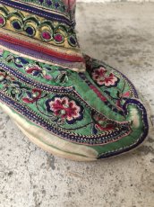 画像4: 雲南省文山壮族(yunnan zhang/チワン族)　刺繍布靴　（ビンテージ） (4)