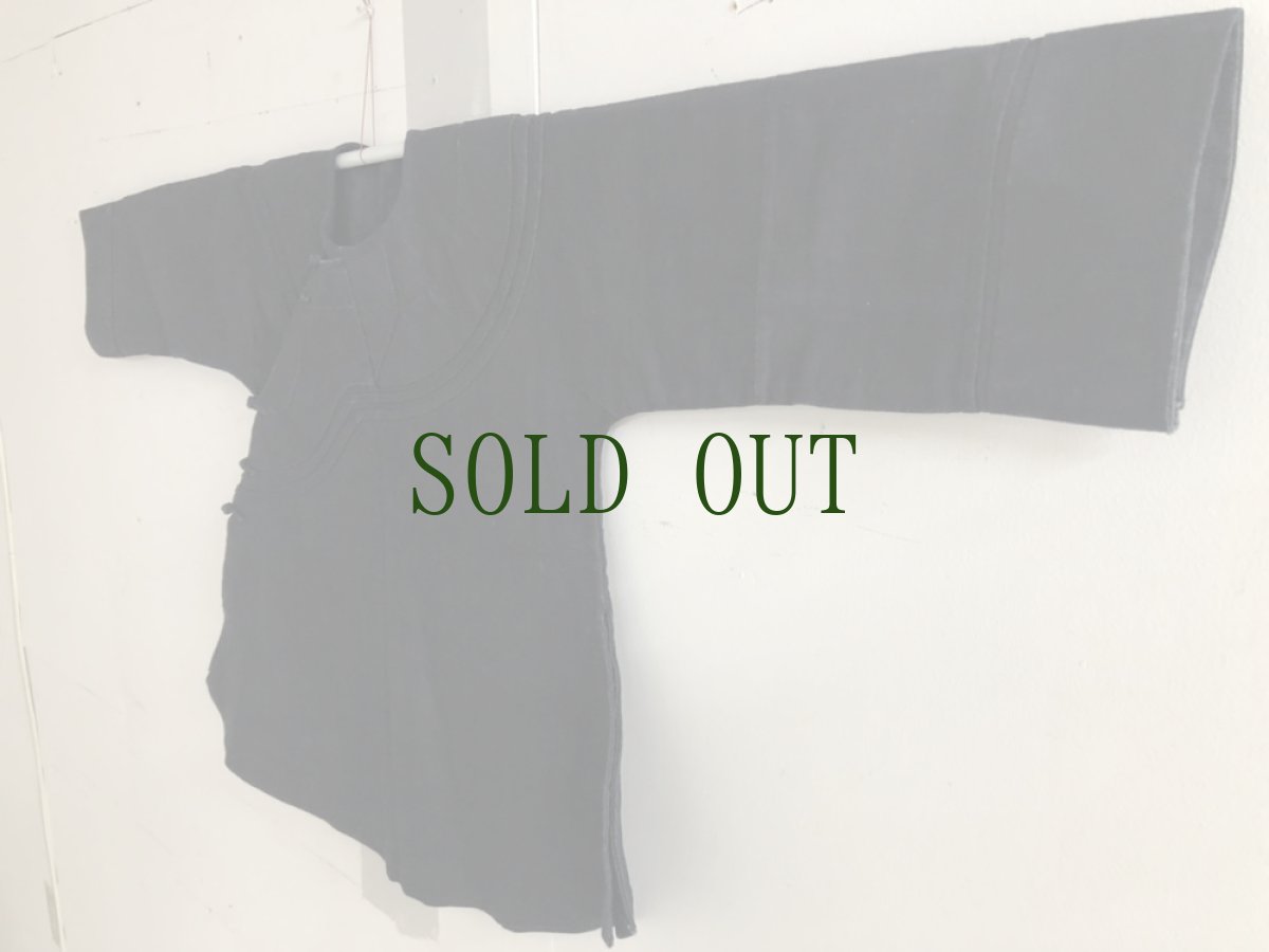 画像9: 貴州省 舟渓付近ミャオ族 　バイアス生地・木綿・藍染 ジャケット　 (9)