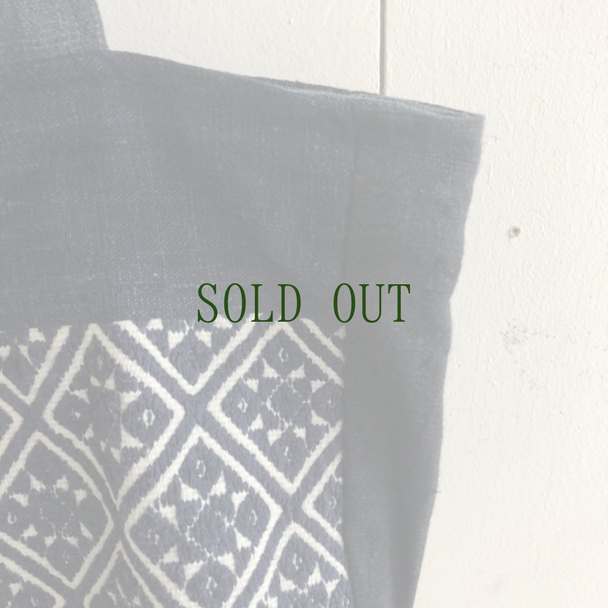 画像4: 貴州省ミャオ族　本藍染　木綿　トートバッグ (4)