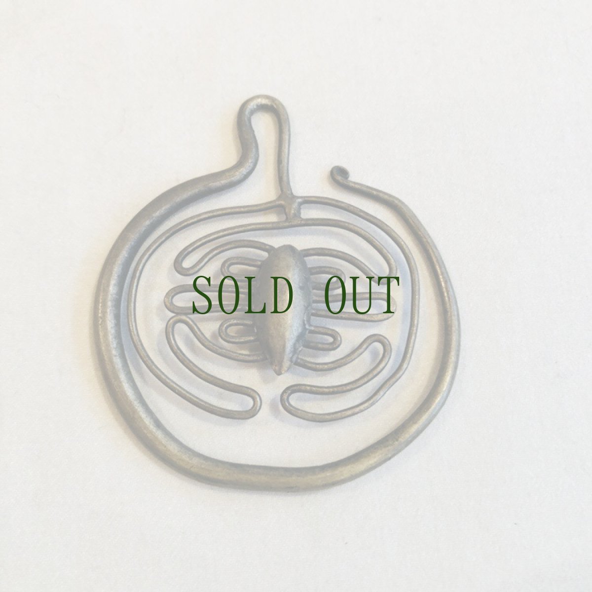 画像2: 貴州ミャオ族のシルバートップ(ミャオ銀)　トライバルデザイン (2)