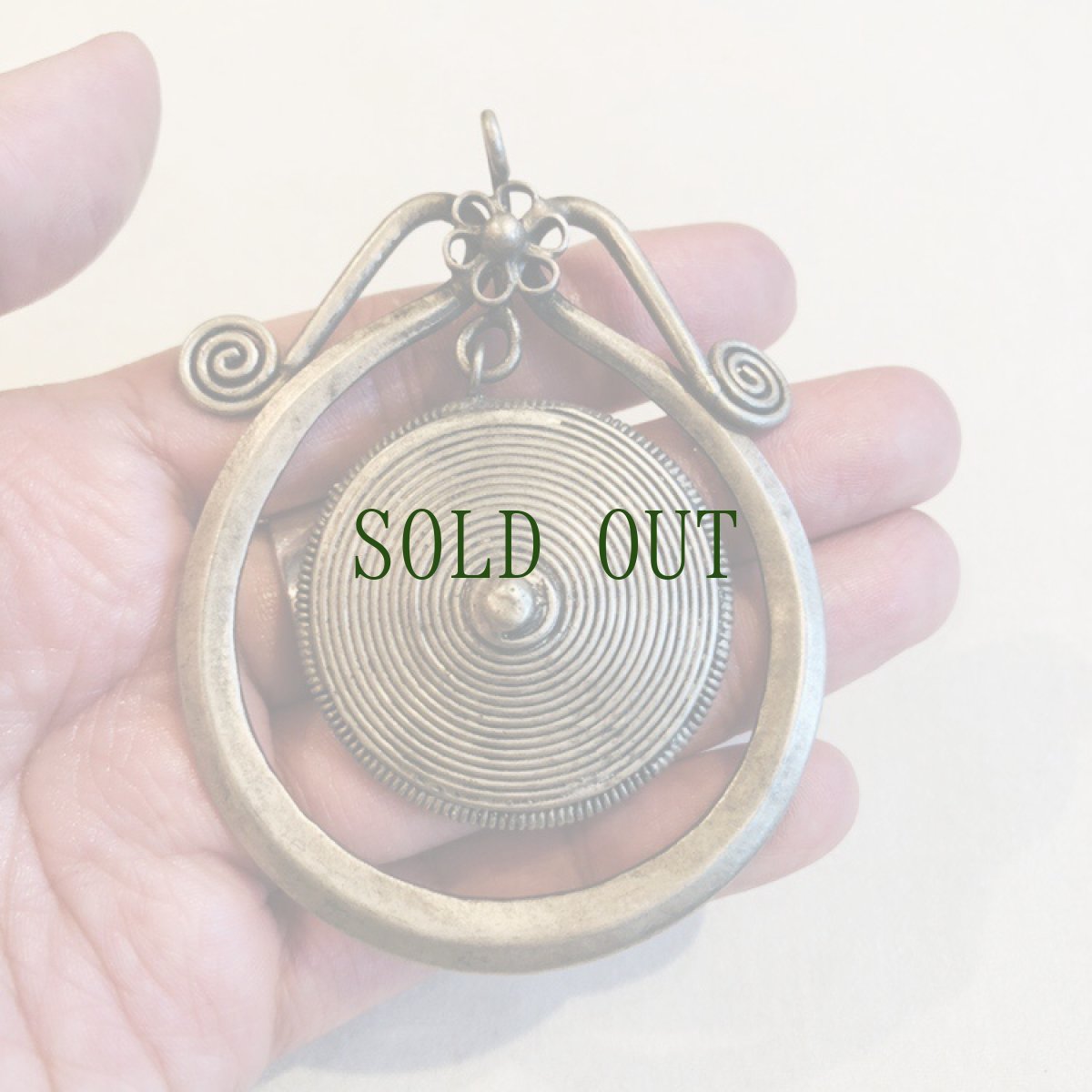 画像5: 貴州ミャオ族のシルバートップ(ミャオ銀) トライバルデザイン (5)