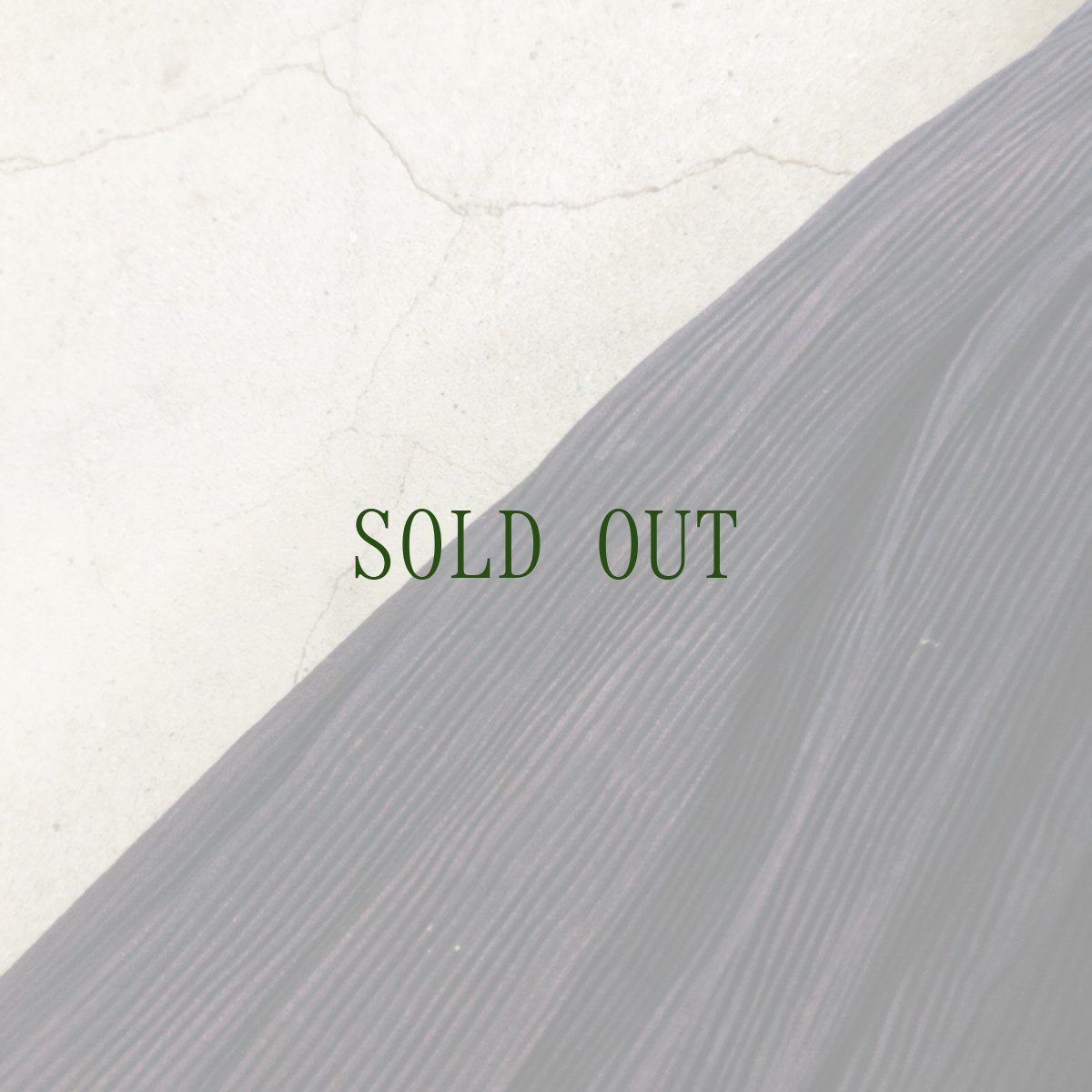 画像5: 貴州侗族(トン) 藍染・亮布 プリーツ巻きスカート (泥藍・牛革・豆浆染色) (5)