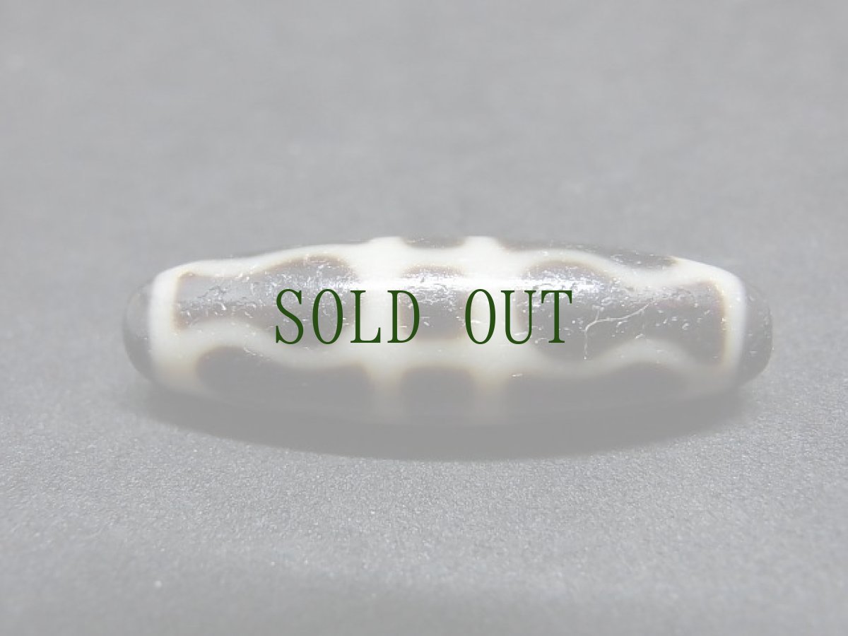 画像3: ジービーズ 金剛杵天珠　(dzi with dorje motif 金剛六眼  ） (3)