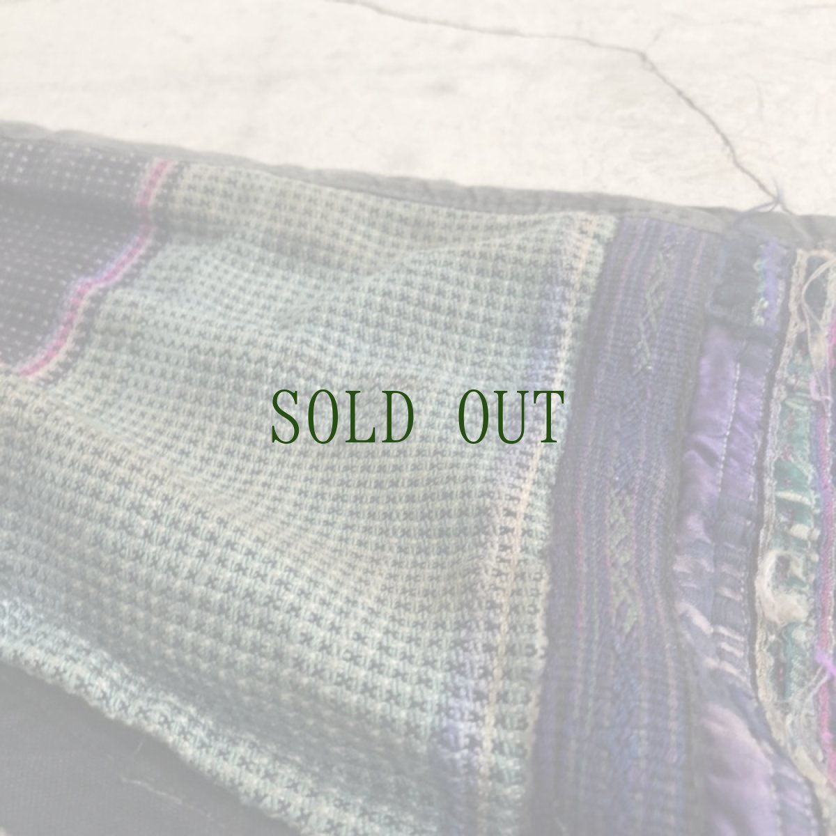 画像9: 貴州省貞豊（ジェンフォン）ミャオ族　背带（おんぶ布・おくるみ）　アンティーク (9)