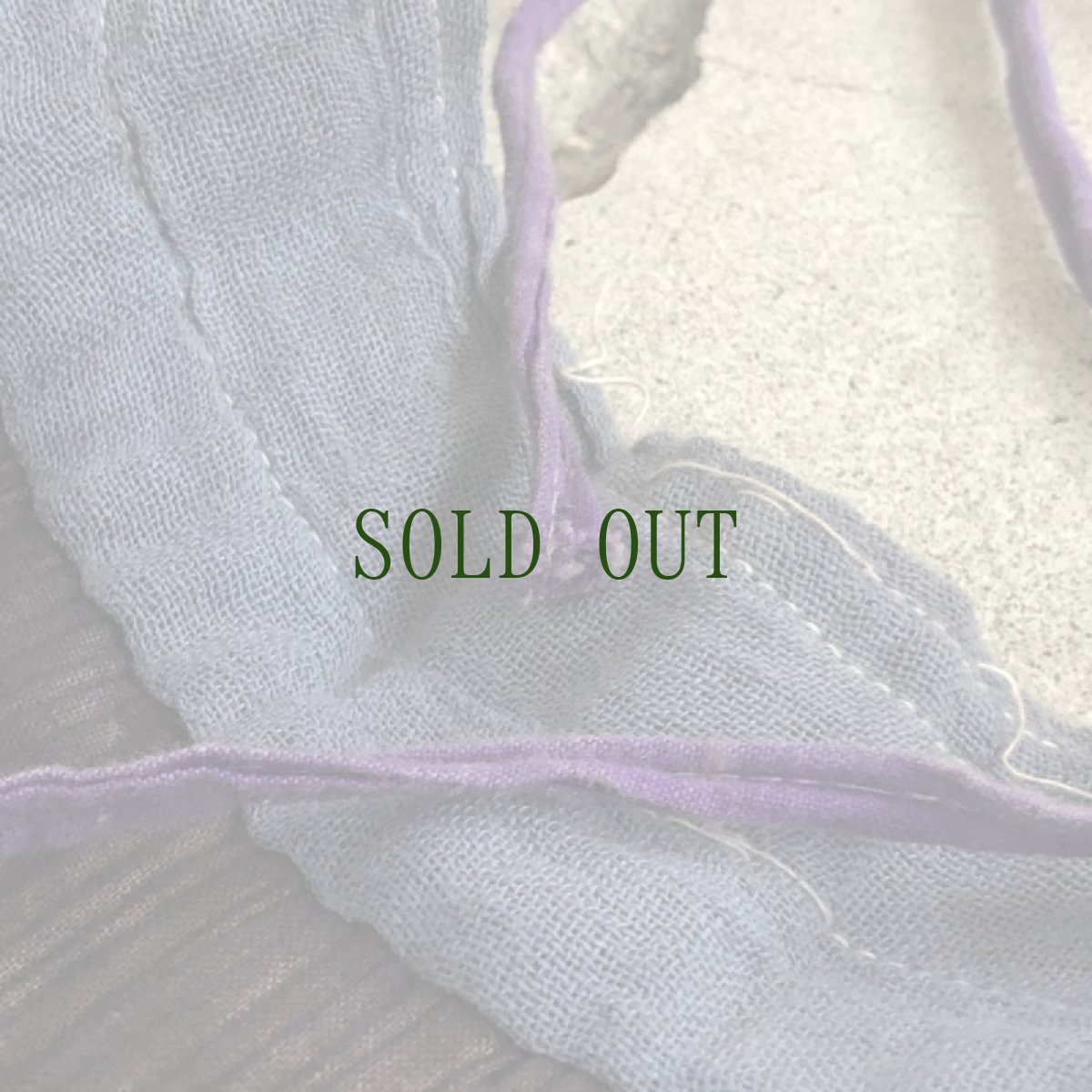 画像9: 貴州省西南苗族(ミャオ族)　藍染亮布　プリーツ　巻きスカート　　ロング丈 (9)