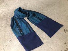 画像1: 貴州黄平苗族（huan ping miao）絹糸刺繍古裂（アンティーク・33×220cm） (1)