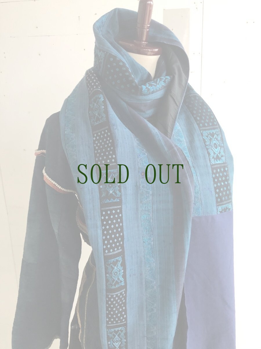 画像7: 貴州黄平苗族（huan ping miao）絹糸刺繍古裂（アンティーク・33×220cm） (7)