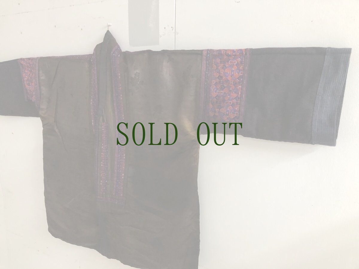 画像3: 貴州省黄平苗族(huan pin miao people)　絹製刺繍ジャケット（アンティーク ） (3)