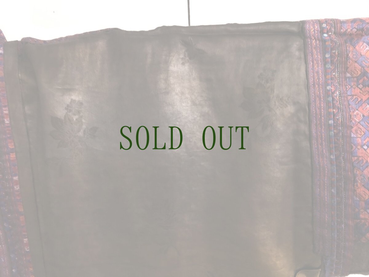 画像4: 貴州省黄平苗族(huan pin miao people)　絹製刺繍ジャケット（アンティーク ） (4)