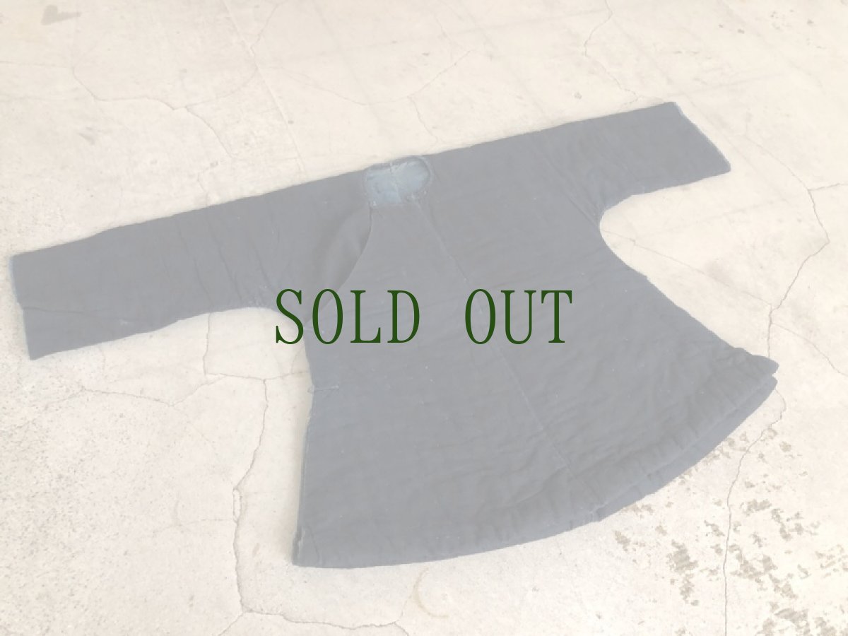 画像2: 貴州省　 布依族（プイ）本藍染木綿　ジャケット（アンティーク・生地厚め） (2)