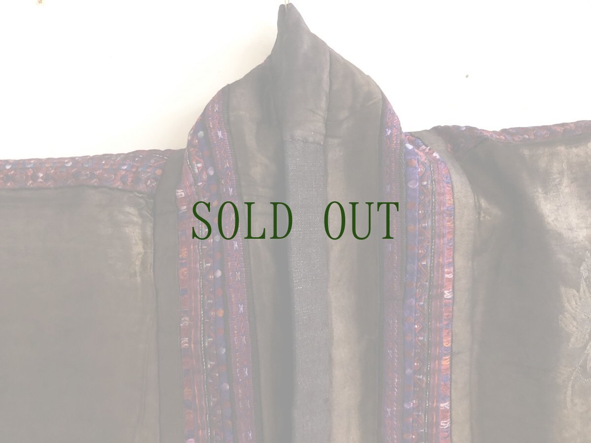 画像7: 貴州省黄平苗族(huan pin miao people)　絹製刺繍ジャケット（アンティーク ） (7)