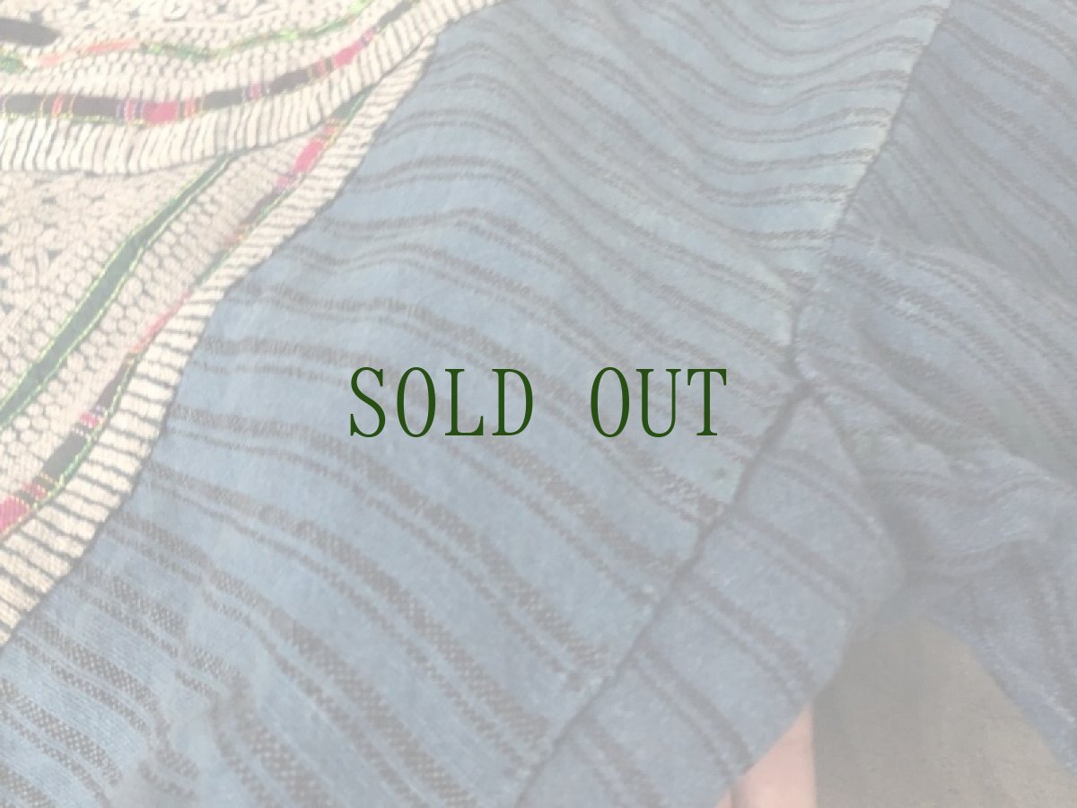 画像9: 雲南省麻栗坡县彝族（イ族）本藍染綿麻製（YI people’s traditional jacket） (9)