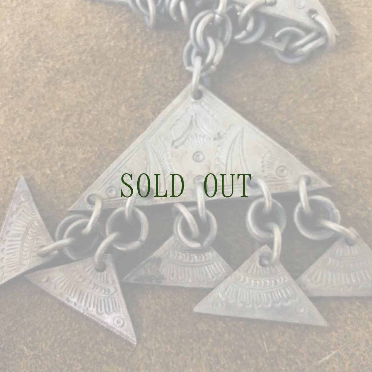 画像4: the old  silver necklace from Hmong peoples （モン族/苗支族）首飾りアンティーク  (4)