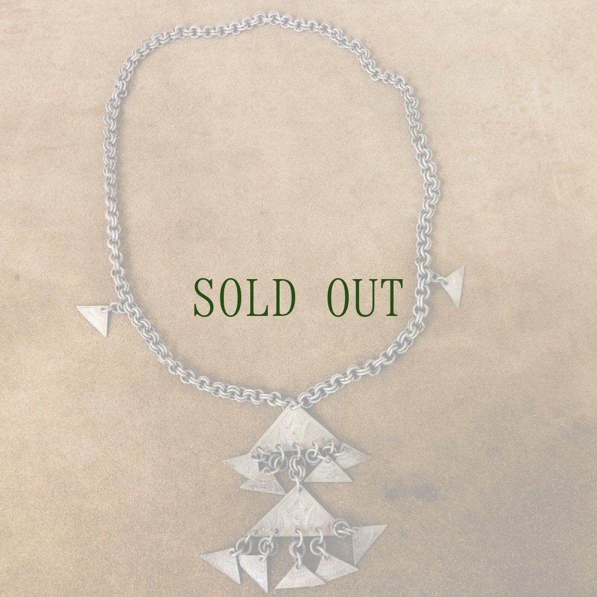 画像2: the old  silver necklace from Hmong peoples （モン族/苗支族）首飾りアンティーク  (2)