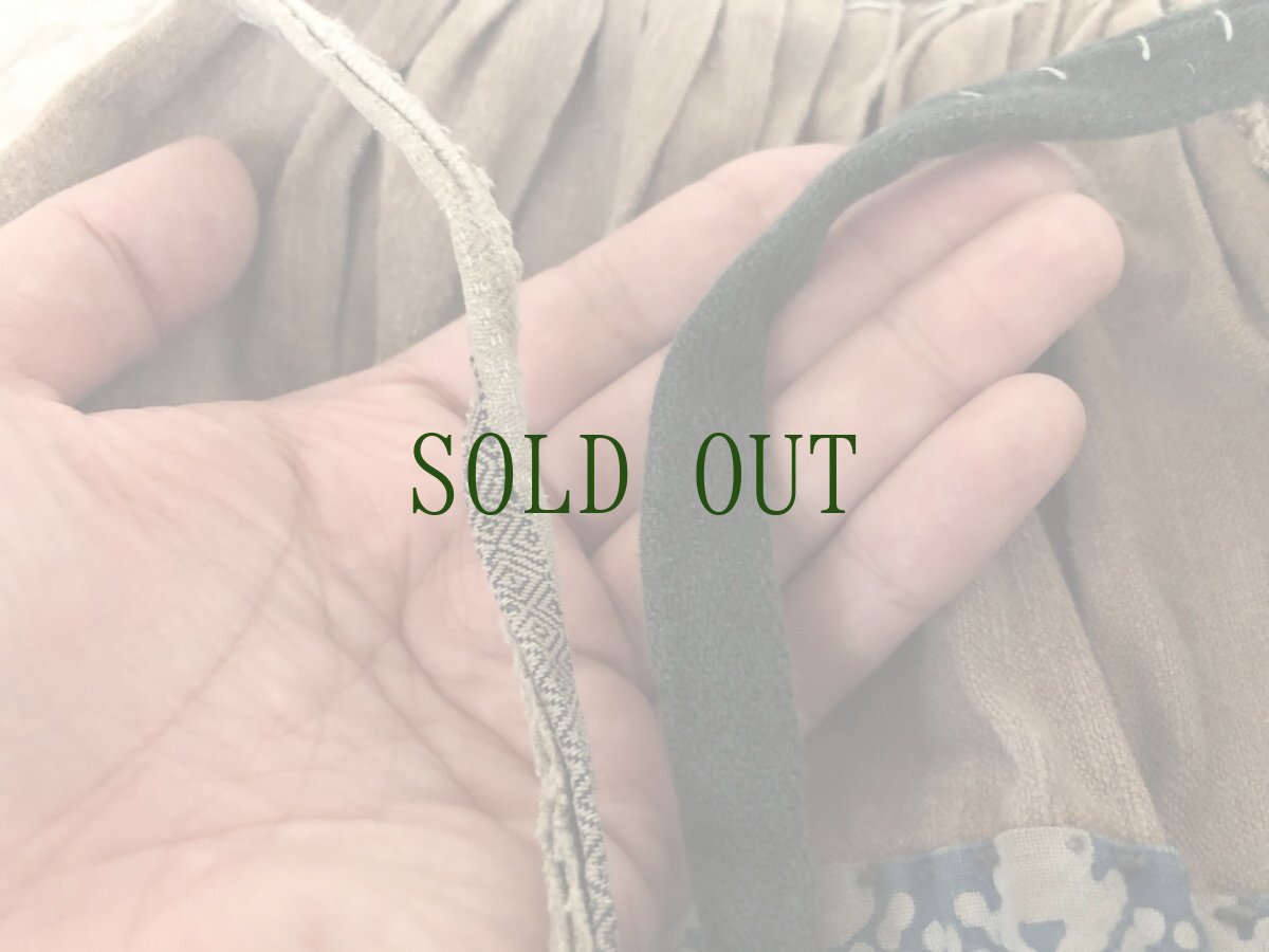 画像9: 貴州省安順県宁安式苗族スカート (ning an Miao people`s pleated skirt) 1900年代初頭 (9)