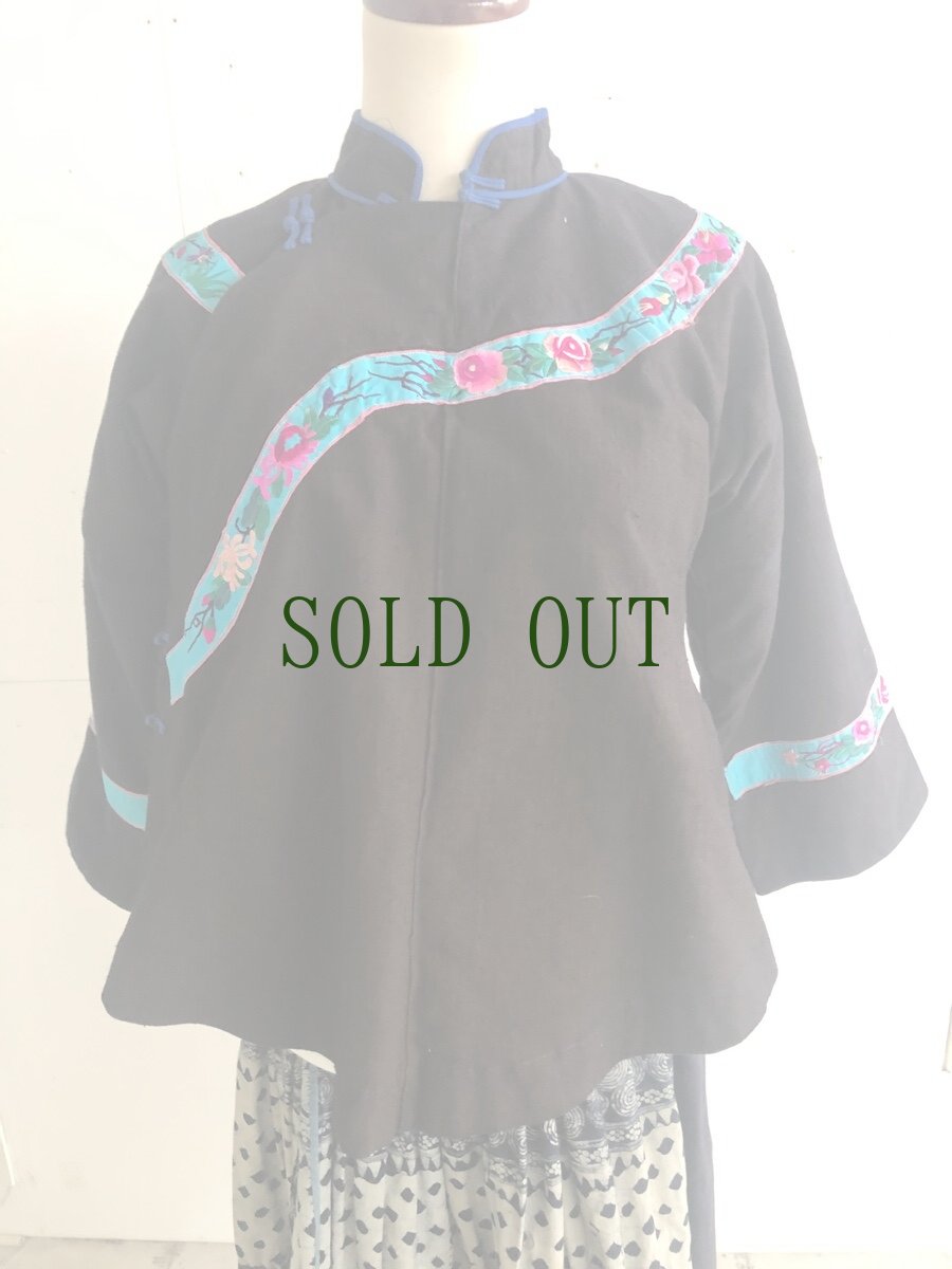 画像10: 貴州省 西江付近ミャオ族 　木綿・刺繍 ジャケット　 (10)